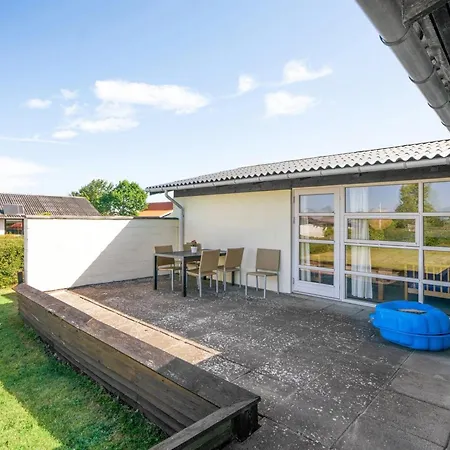 Evald - 200m From The Sea By Interhome *